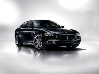 Maserati Quattroporte 4D Sport GT black